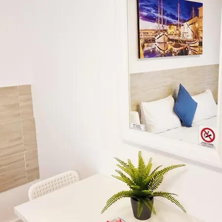 Riminimare House بيت ضيافة ريميني